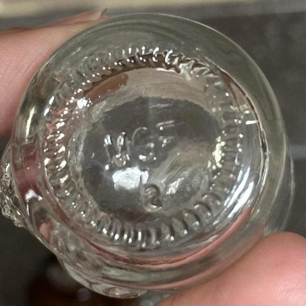 Mini Apothecary Bottle Set – Skull Vodka, Amber Glass, Ribbed & Swirl Bud Vases‎